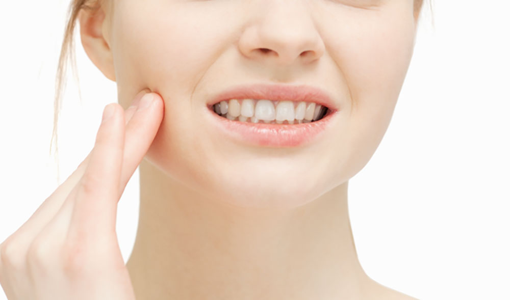 「歯ぐきの腫れ・出血」は歯周病のサインです～歯周病治療～